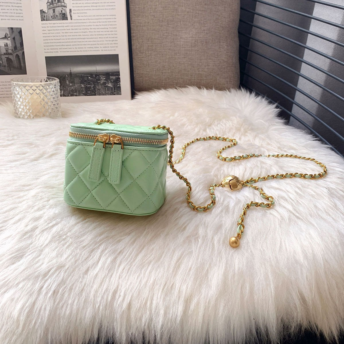 Classic Style Golden Balls Box Rhombus Small Square Bags