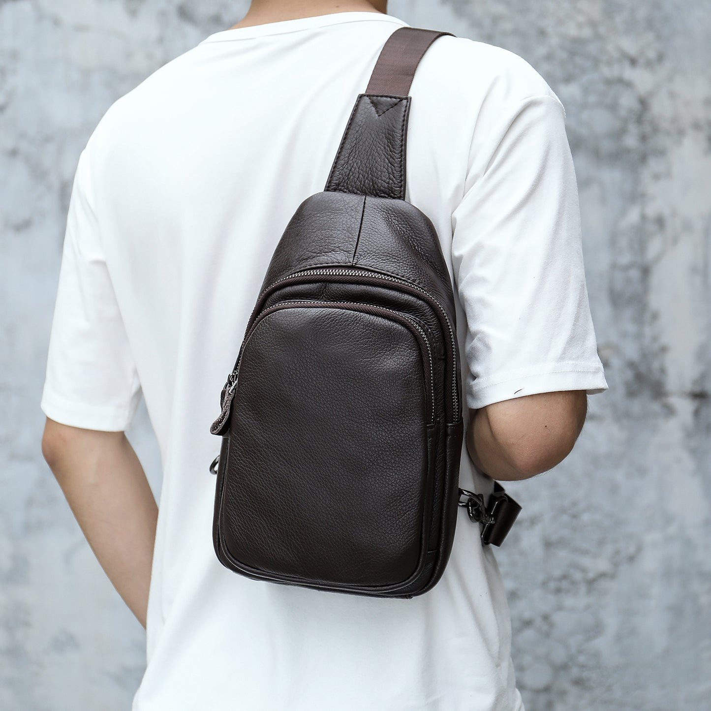 Men's Graceful Leather Retro Cowhide Fashion Bags