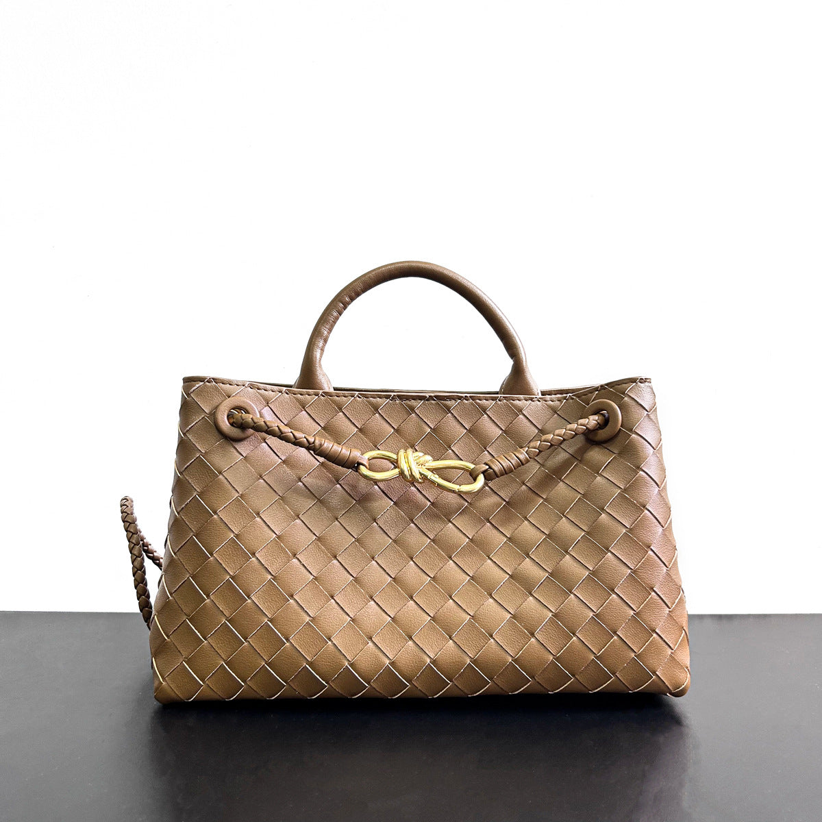 Women's Genuine Leather Woven Cowhide Hand Niche Shoulder Bags