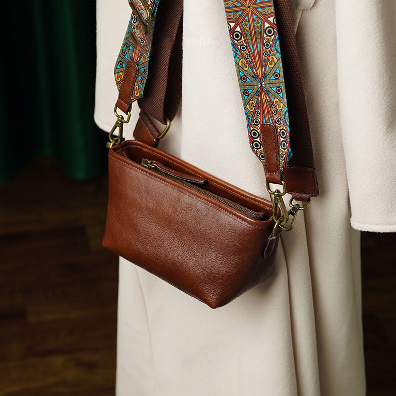 Women's Genuine Leather Top Layer Wide Strap Shoulder Bags
