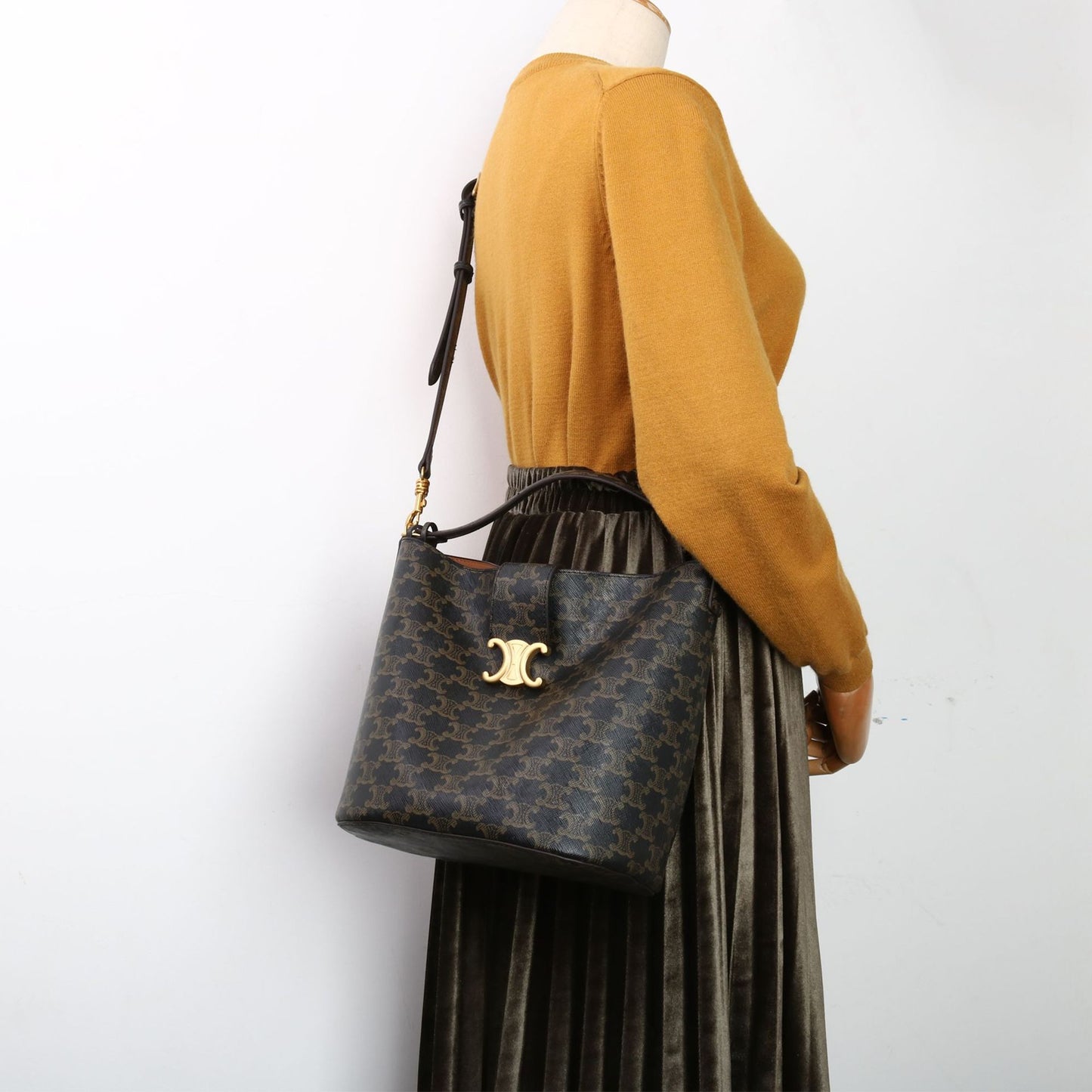 Arc Special Interest Light Luxury High Shoulder Bags