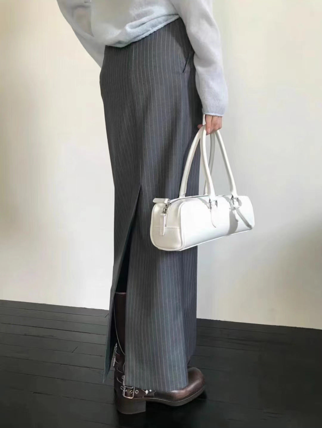 Niche Love Baguette Retro High-grade Patent Leather Shoulder Bags
