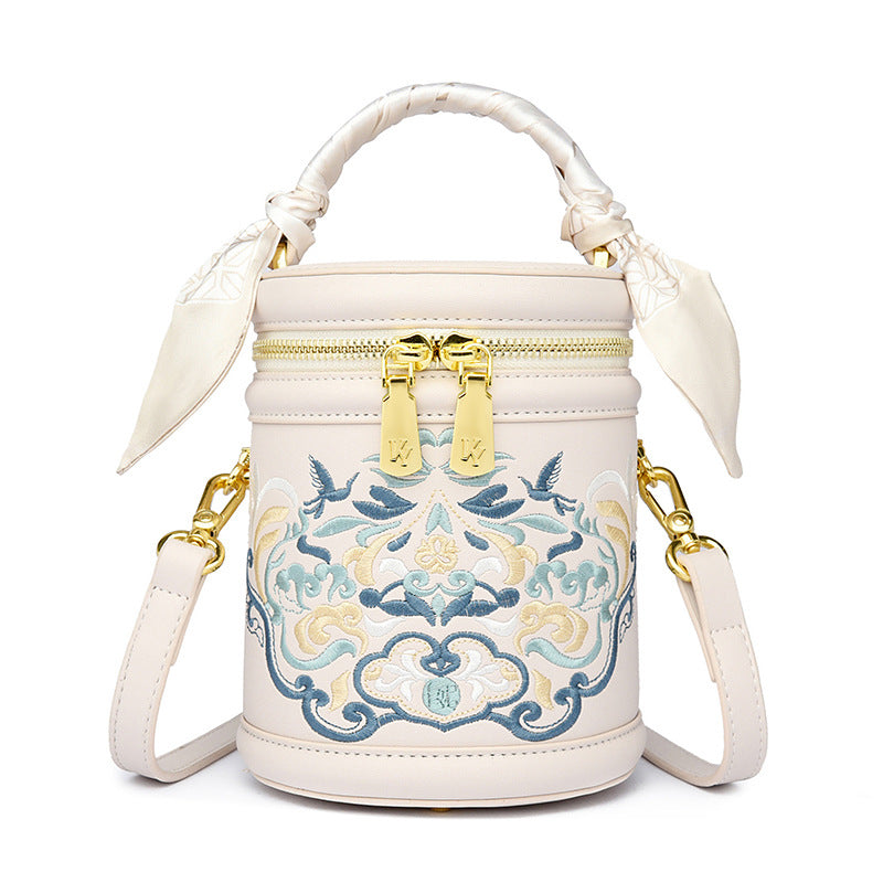 Women's Chinese Style Embroidery Artistic High Sense Bucket Bags