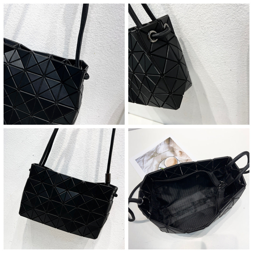 Women's Original Quality Geometric Pillow Drawstring Versatile Small Square Bags