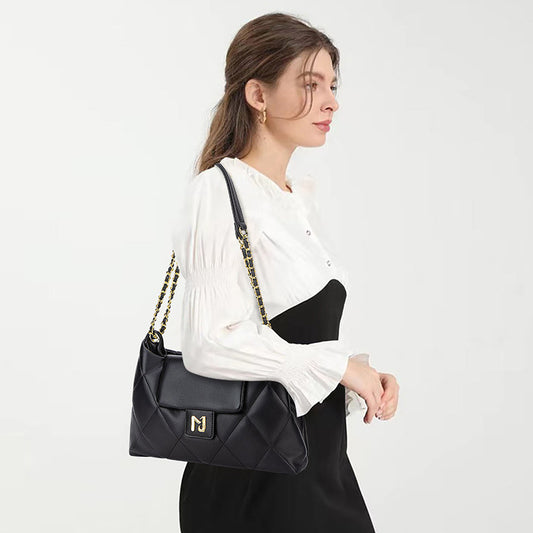 Women's Stray Garbage High-grade Classic Style Rhombus Tote Bags