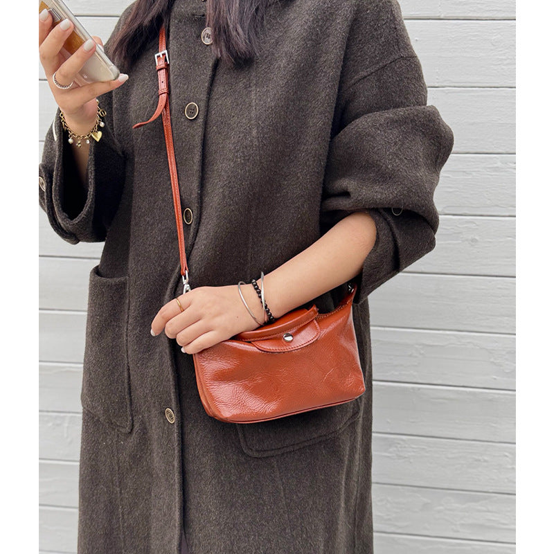 Women's Mini Dumpling Fashion Commuter First Layer Shoulder Bags