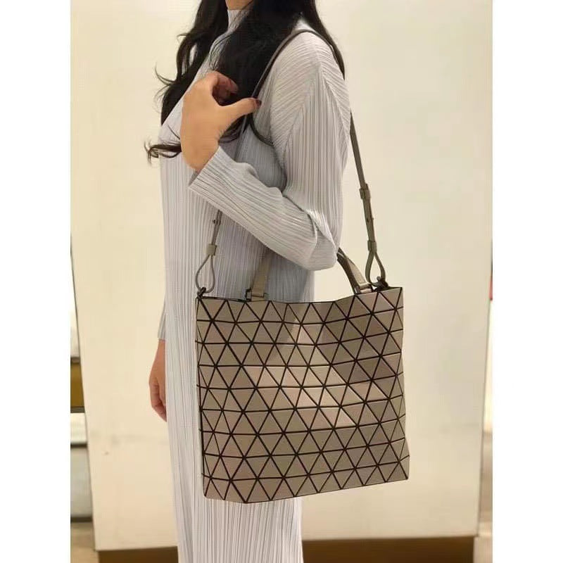Plaid Female Niche Cold Door Single Portable Bucket Bags