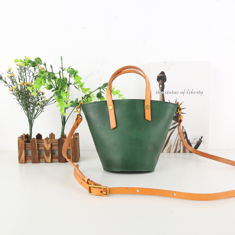 Women's Pretty Soft Leather Retro Commuter Handbags