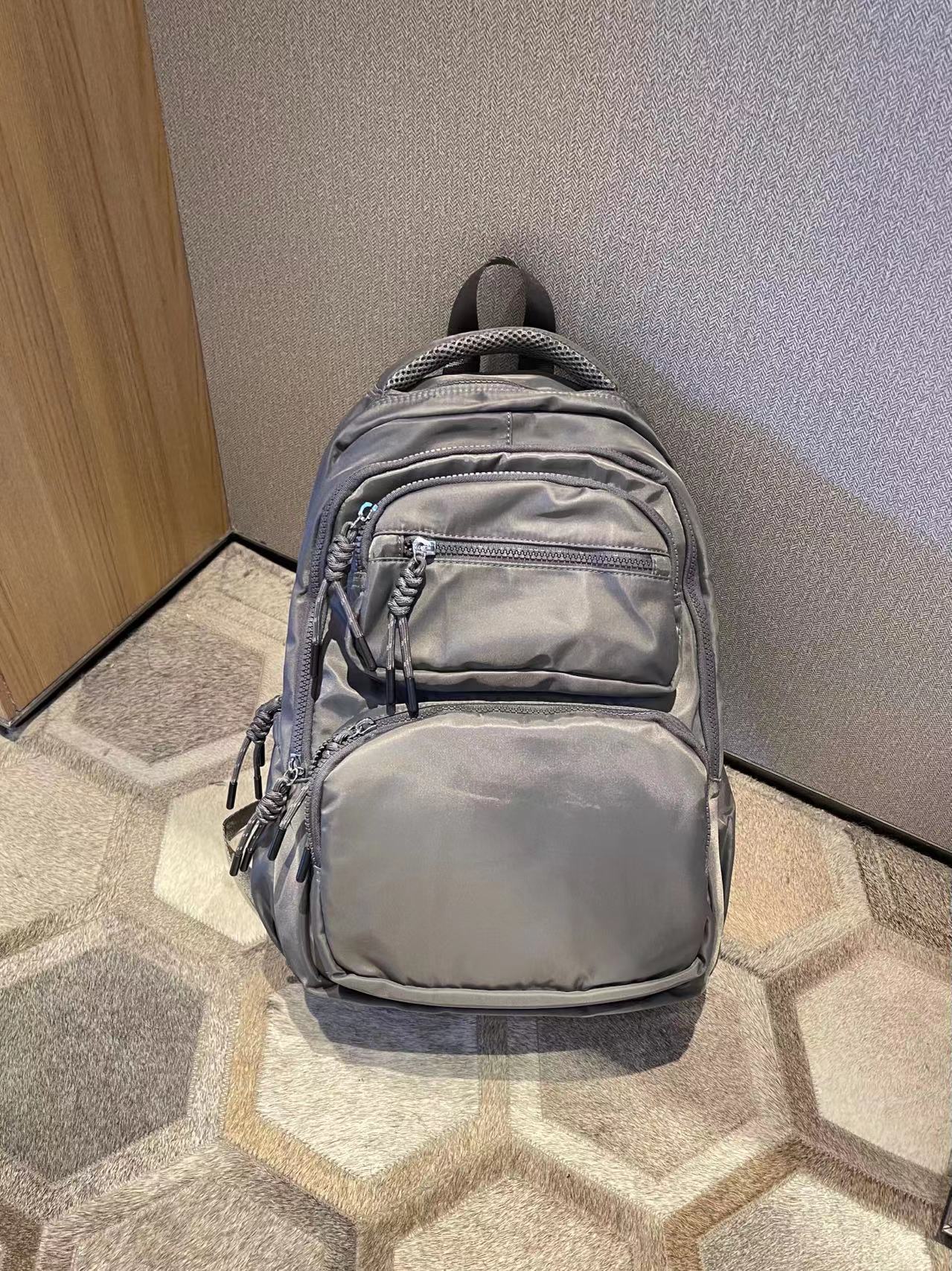 High Quality Large Capacity Nylon Cloth Backpacks