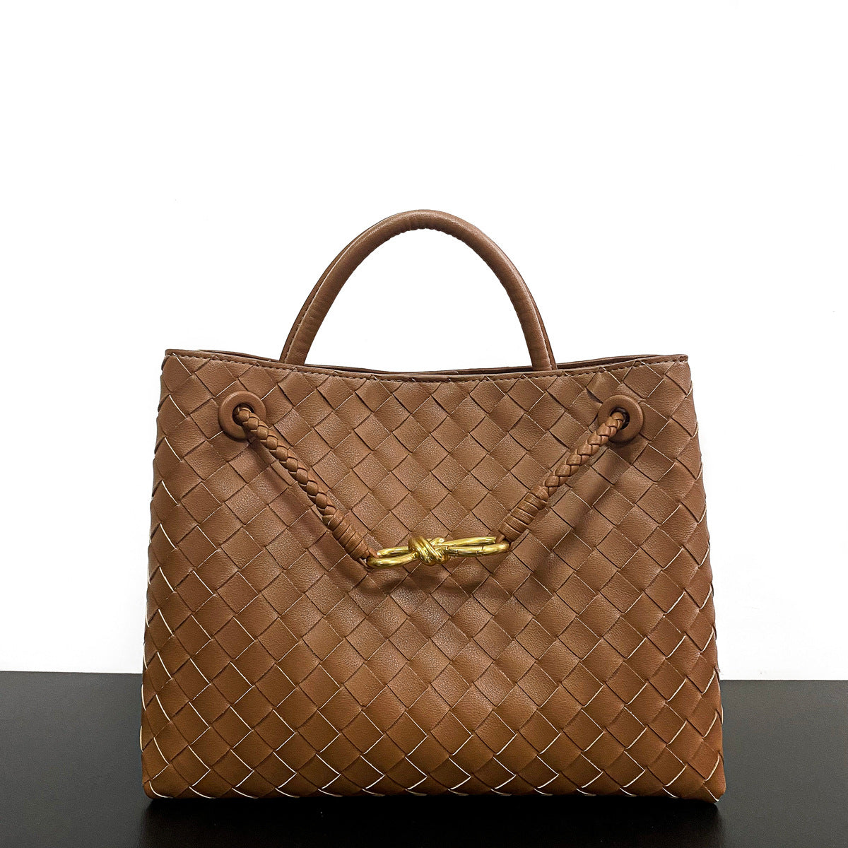 Women's Design Spring Metal Cord Fastener Woven Shoulder Bags