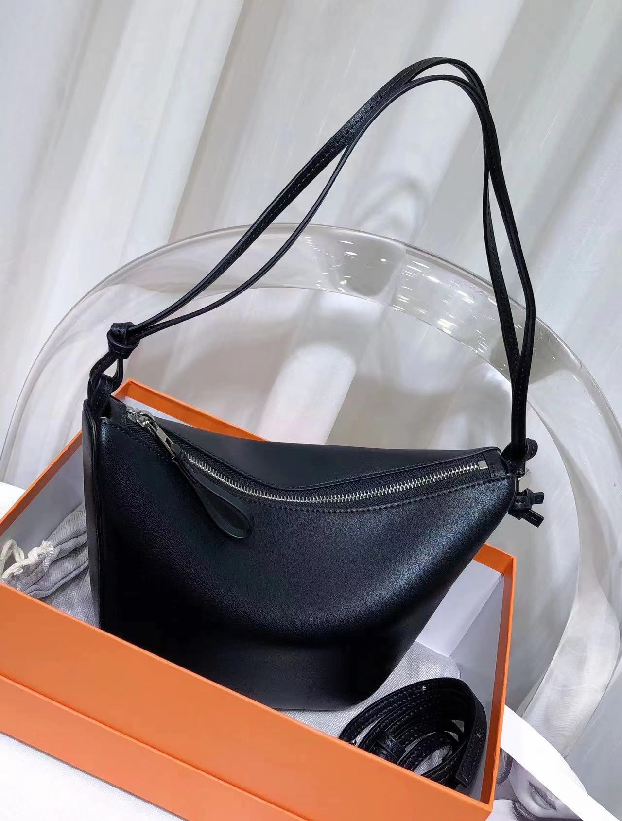 Women's Italian Cowhide High-grade Light Luxury Underarm Shoulder Bags