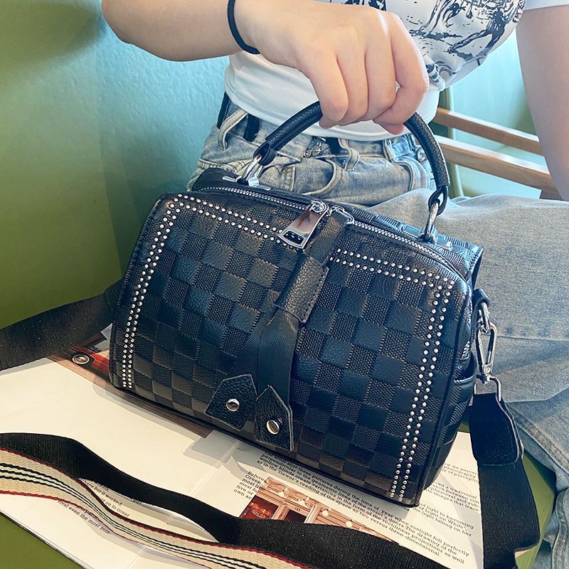 Women's Cow Leather Korean Style Graceful Fashionable Shoulder Bags