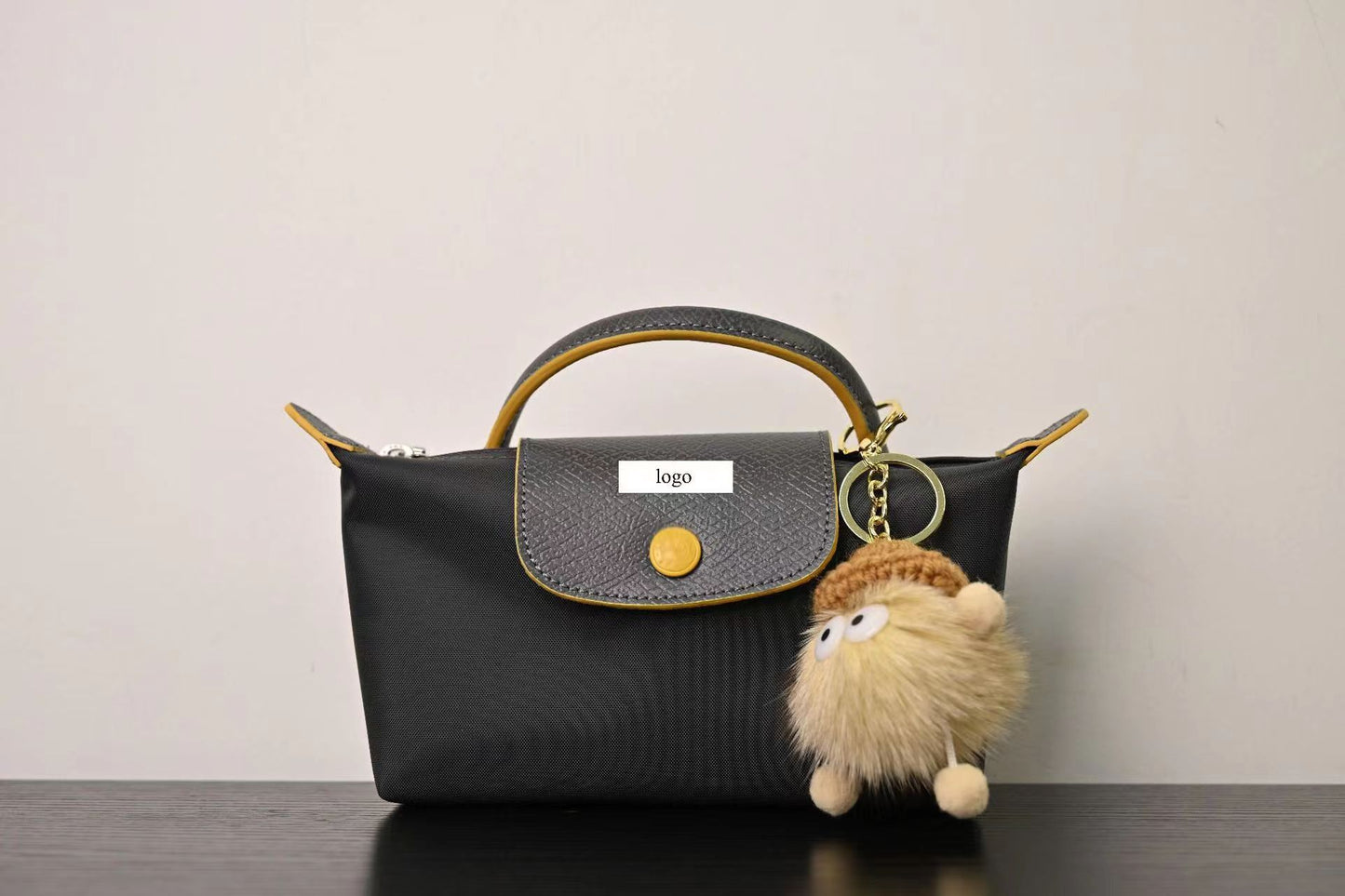 Women's Surrogate Shopping Version Mini Dumpling Mobile Handbags