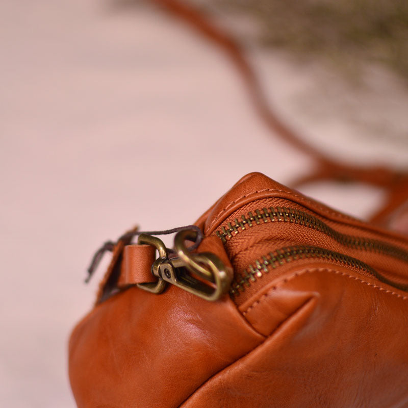 Men's Leather Horizontal Top Layer Cowhide Personality Pleated Design Zipper Men's Messenger Bags
