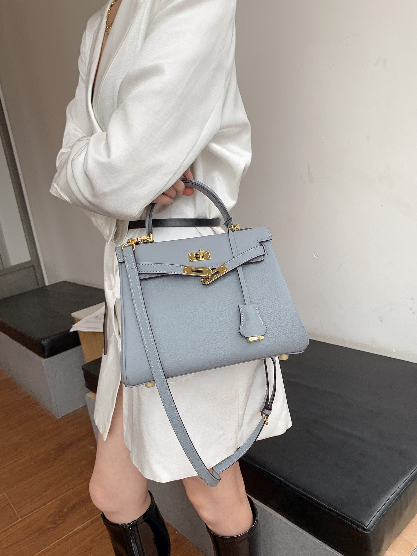 Women's Genuine Leather Kelly Soft Large Fashion Litchi Handbags