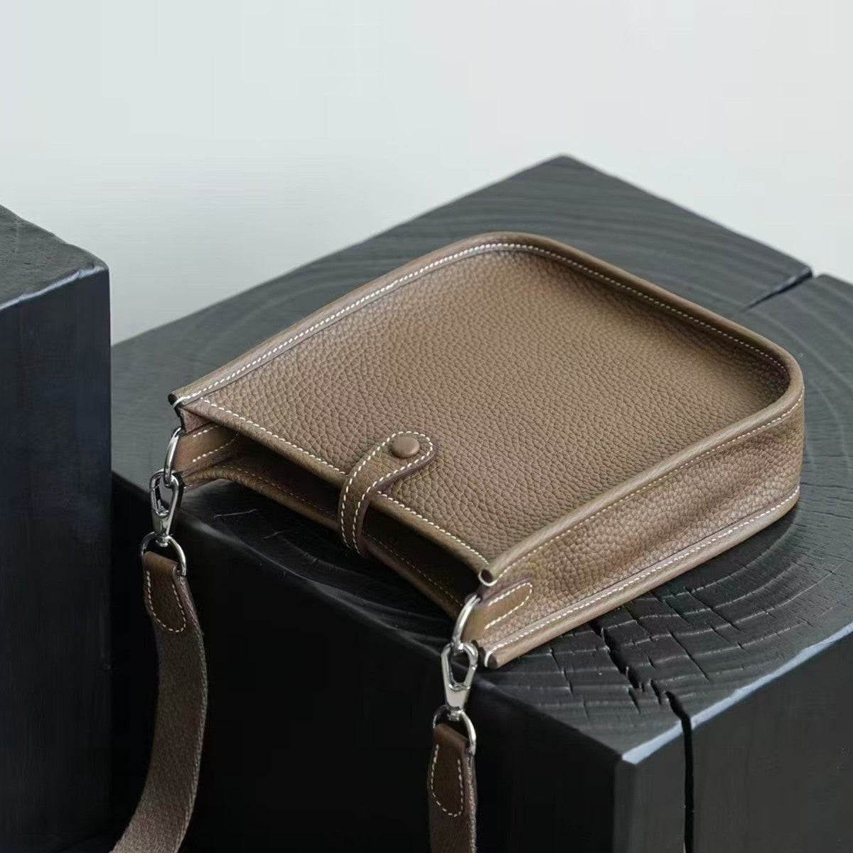 Women's Handmade Genuine Leather First Layer Cow Crossbody Bags