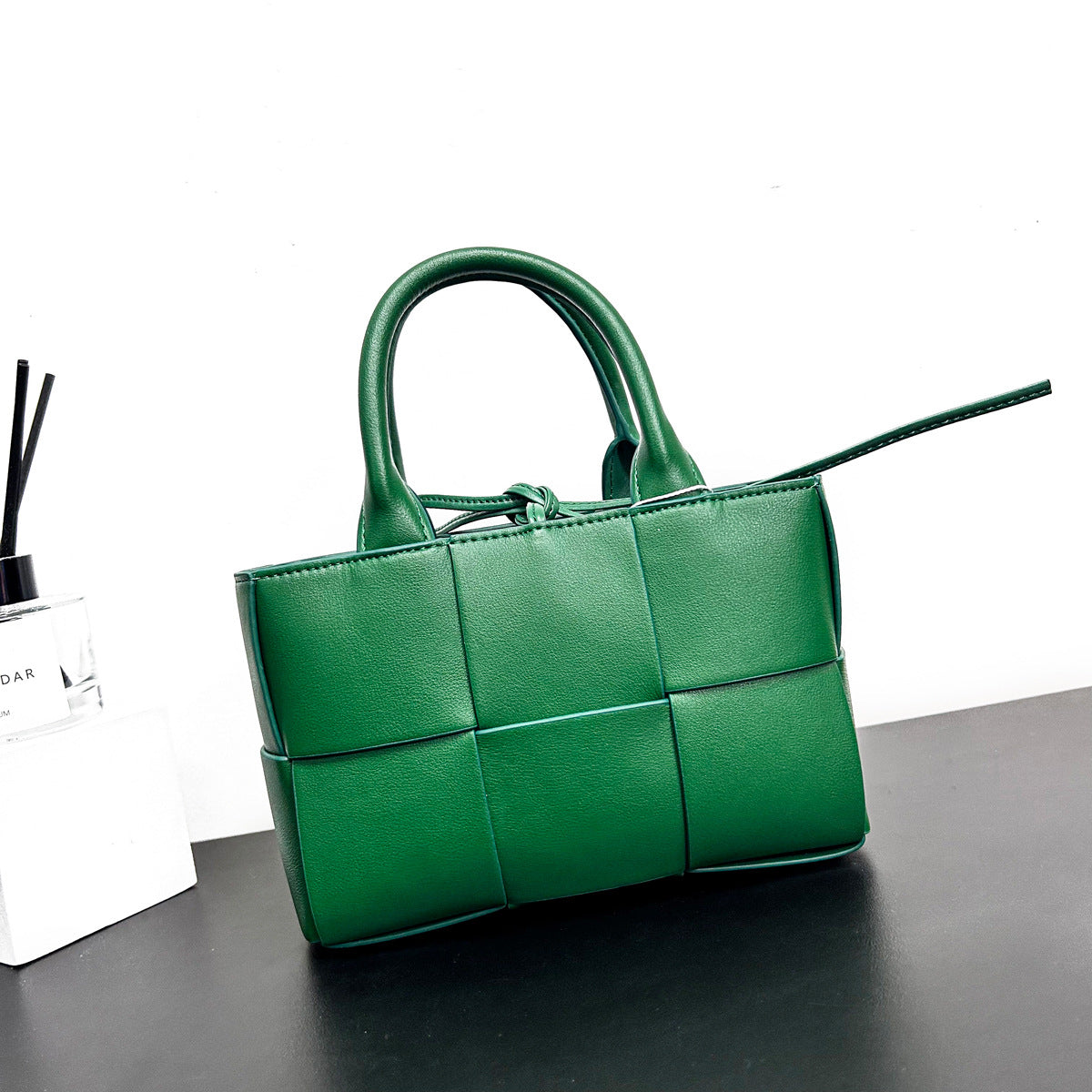 Women's Texture Big Woven Simple Fashion Large Shoulder Bags
