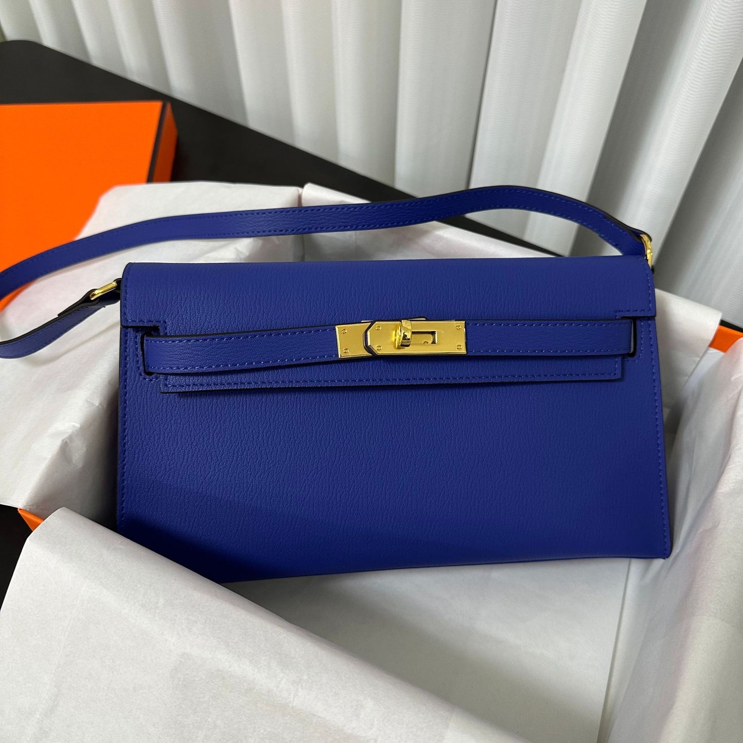 Women's Pattern Genuine Leather Kelly Underarm High-grade Armpit Bags