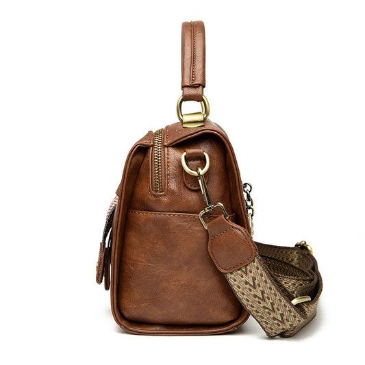 Women's Fashion Idle Style Commuter Retro Shoulder Bags