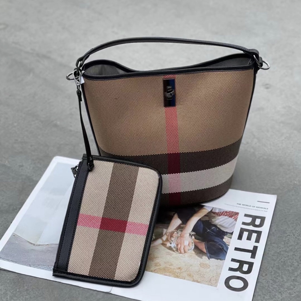 Women's High-grade Genuine Leather Fashionable Plaid Handbags