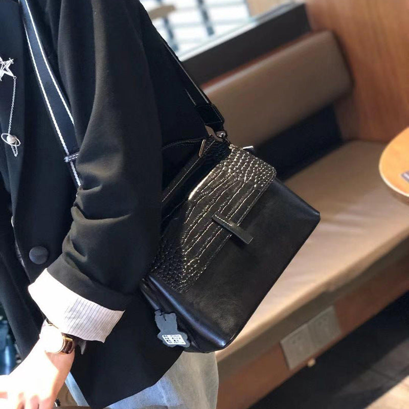 Women's Leather Fashion Crocodile Pattern Shell Versatile Shoulder Bags