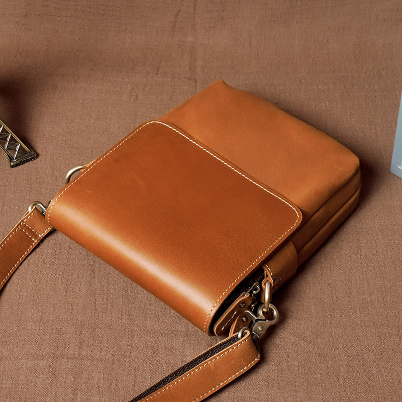 Men's Handmade Crazy Horse Leather Vertical Simple Men's Messenger Bags