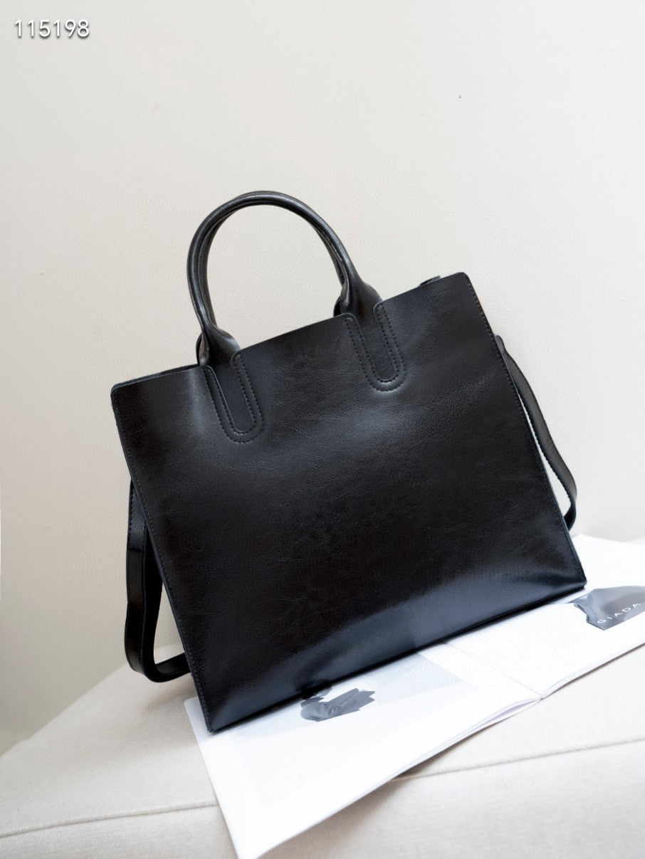 Women's Elegant Cowhide Lazy Design Commuter Large Capacity Shoulder Bags