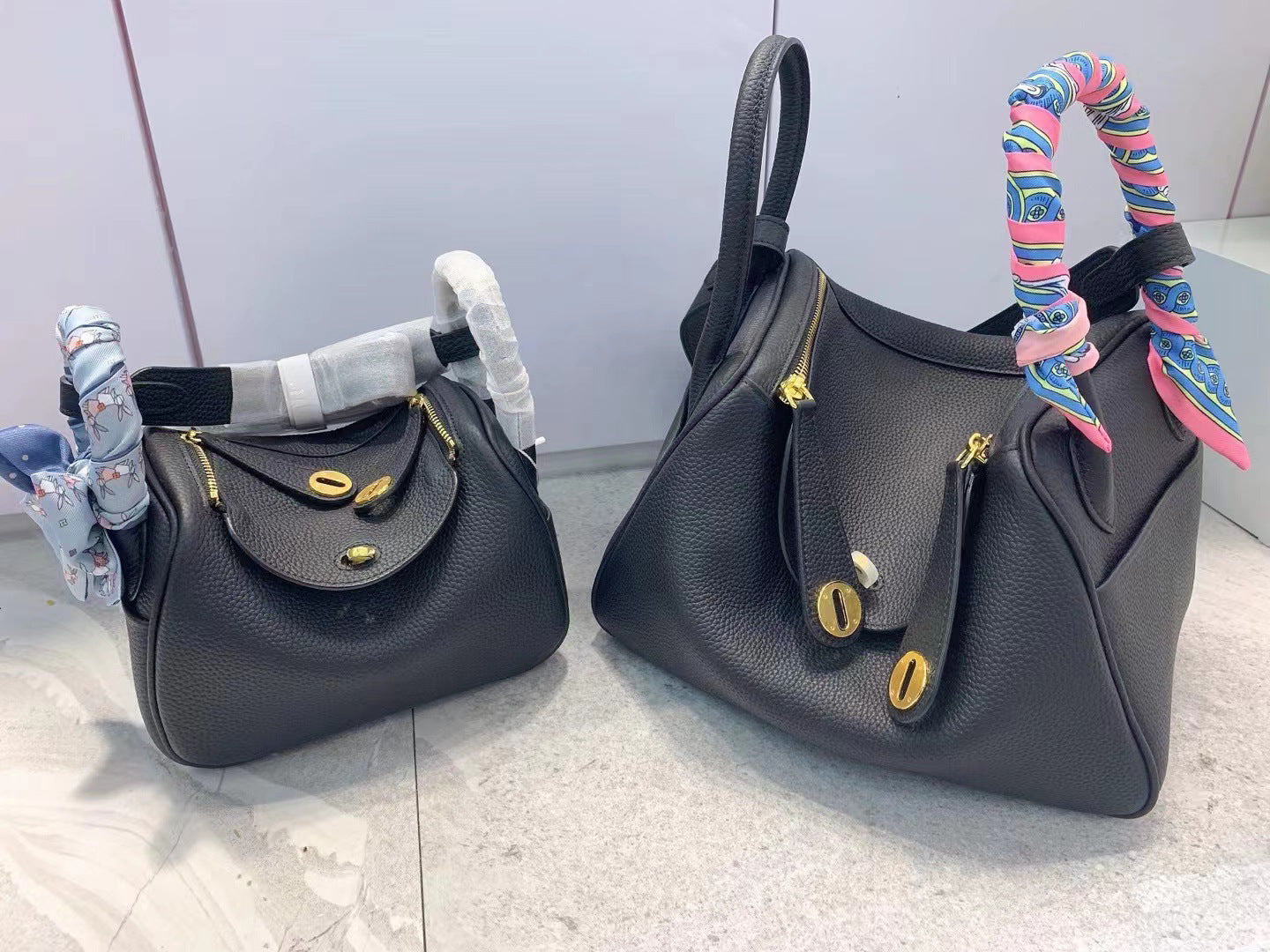 Women's Doctor Genuine Leather Mini Pillow Portable Bucket Bags
