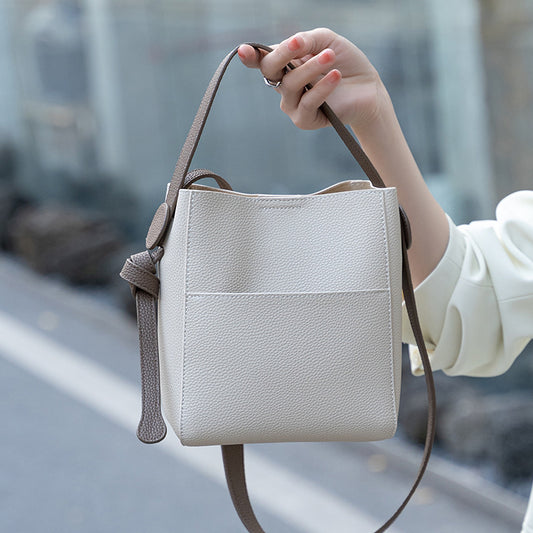 Women's Genuine Leather Large Capacity Commuter Minority Handbags