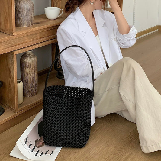 Women's Woven Large Capacity Portable Commuter Idle Shoulder Bags