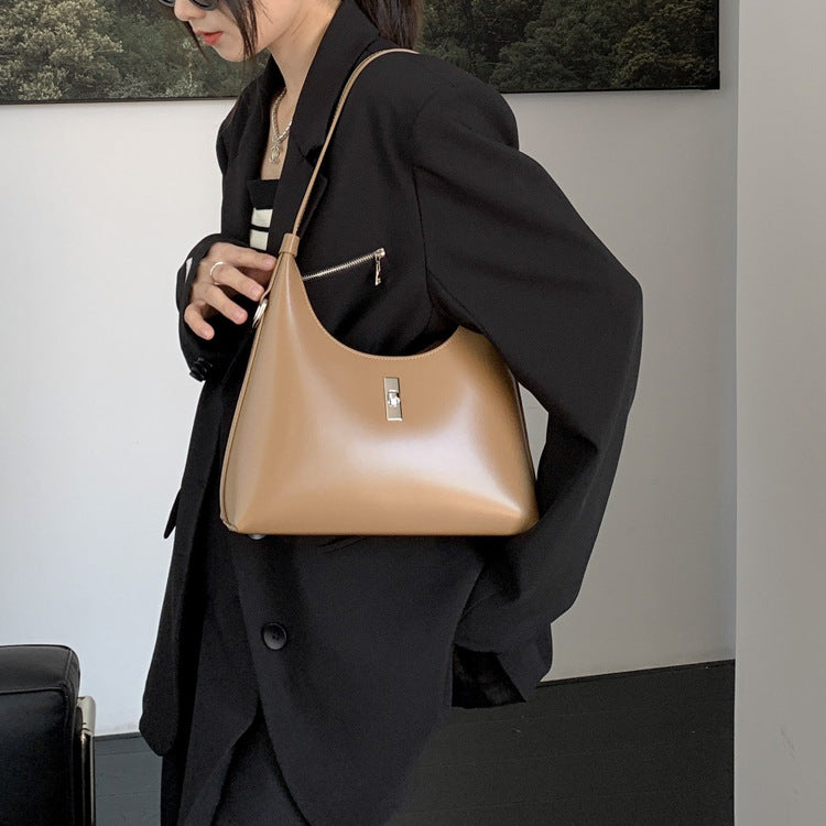 Design Genuine Leather Retro Baguette Underarm Armpit Bags