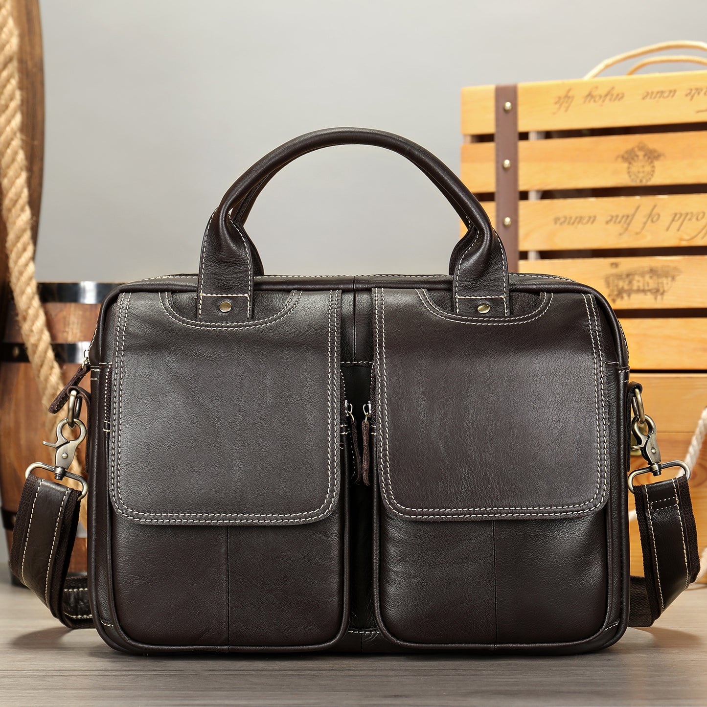 Stylish Men's New Business Retro Leather Men's Messenger Bags