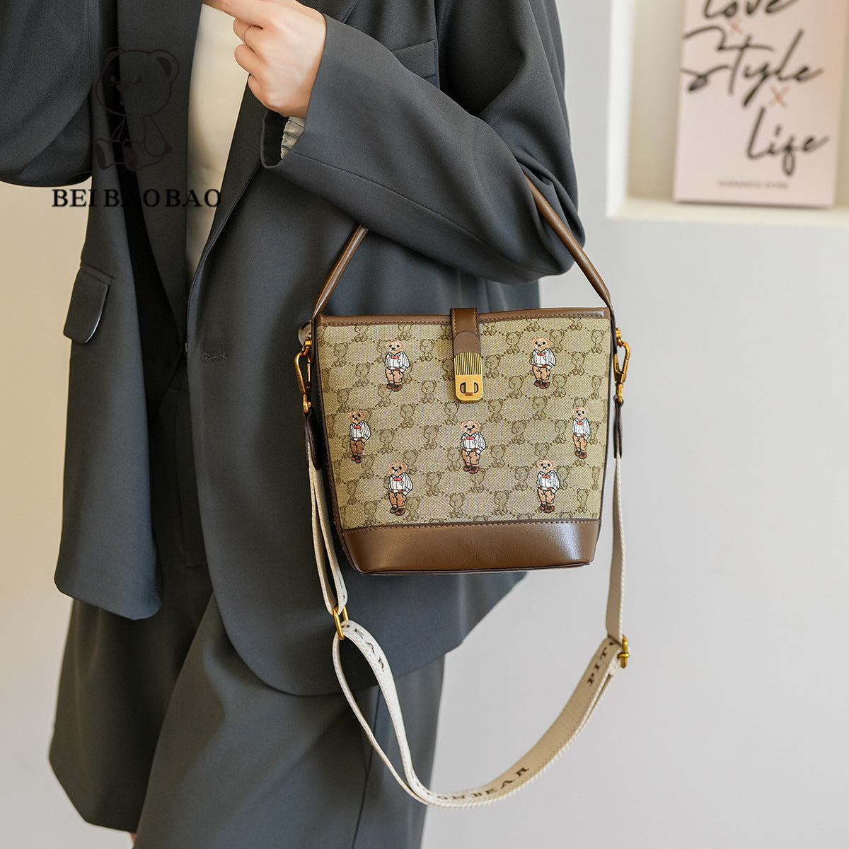 Women's Source Summer Cartoon Bear Versatile Fashion Bags