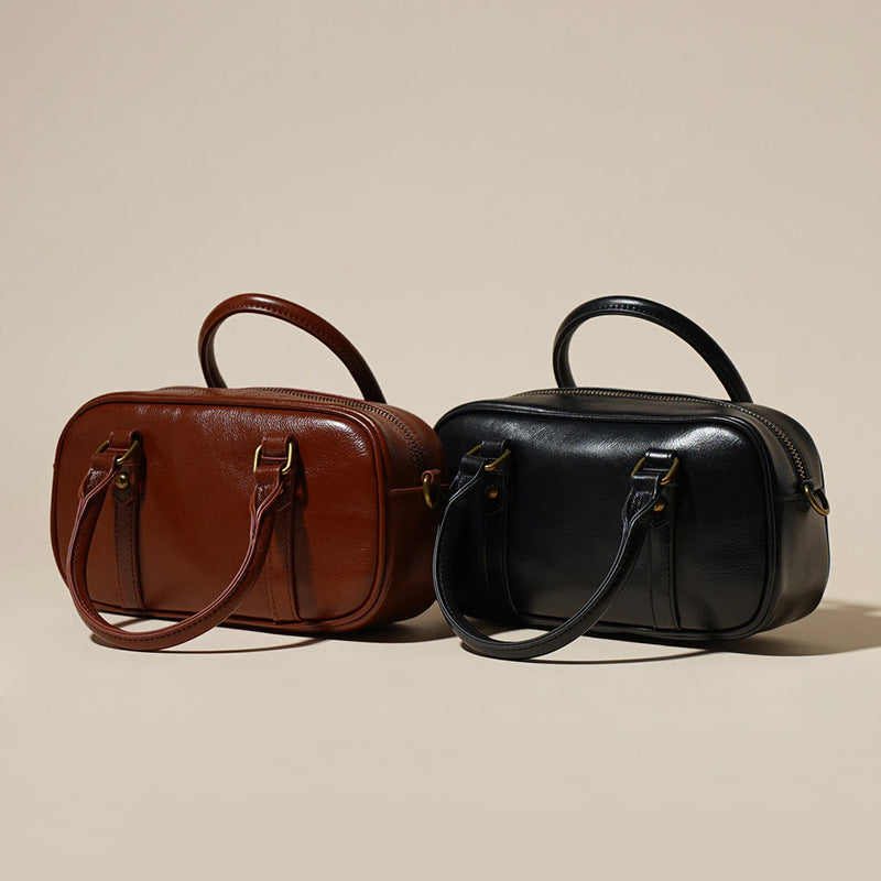 Women's First Layer Cowhide Niche Vintage Fashion Portable Shoulder Bags