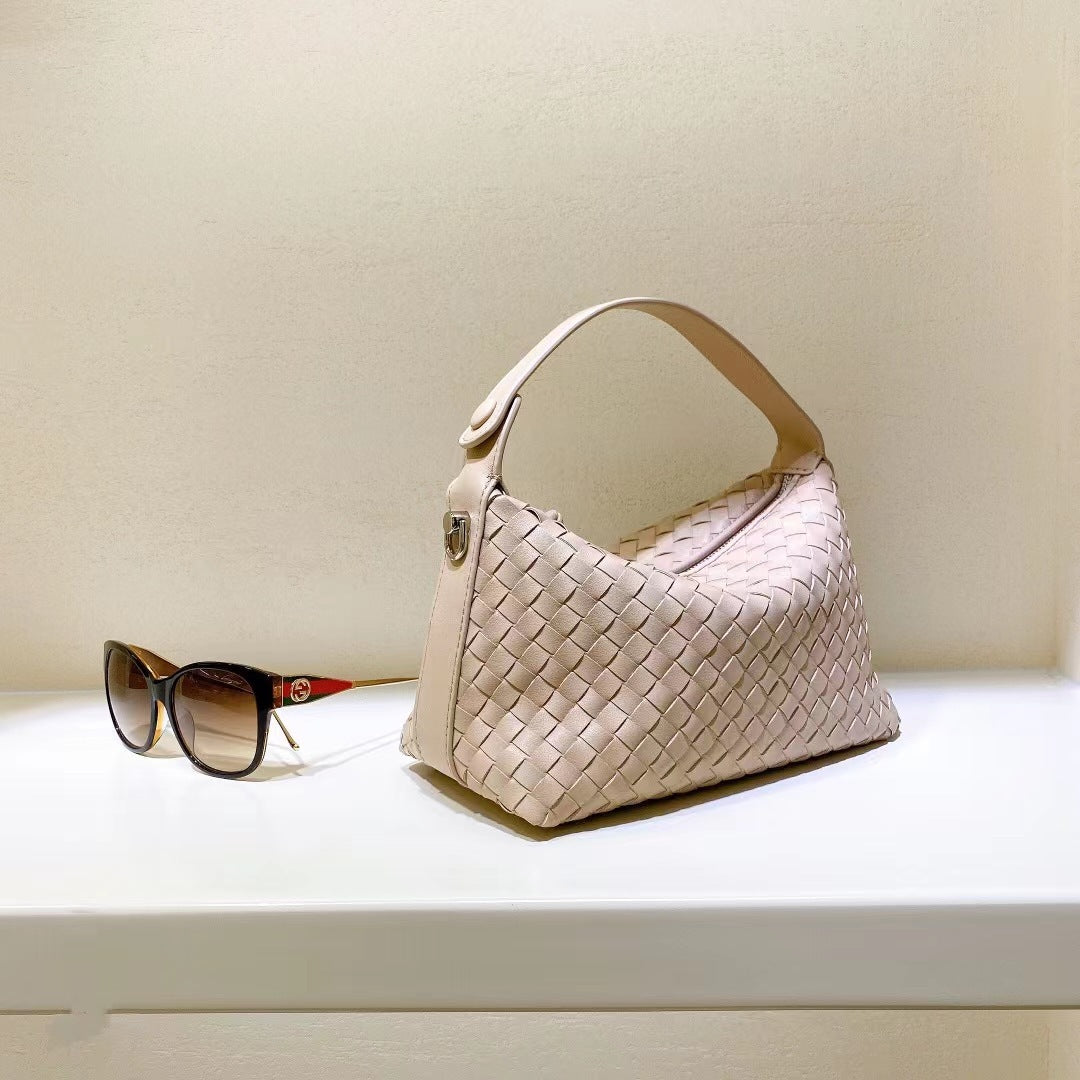 Women's Handmade Genuine Leather Woven Underarm Chain Crossbody Bags