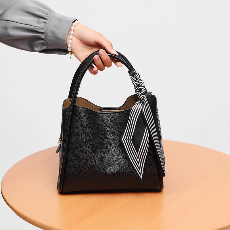 Women's Light Luxury Fashion High-grade Practical Handbags