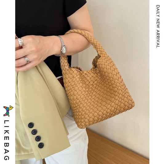 Women's Trendy Hand-woven Versatile Large Capacity Portable Bags