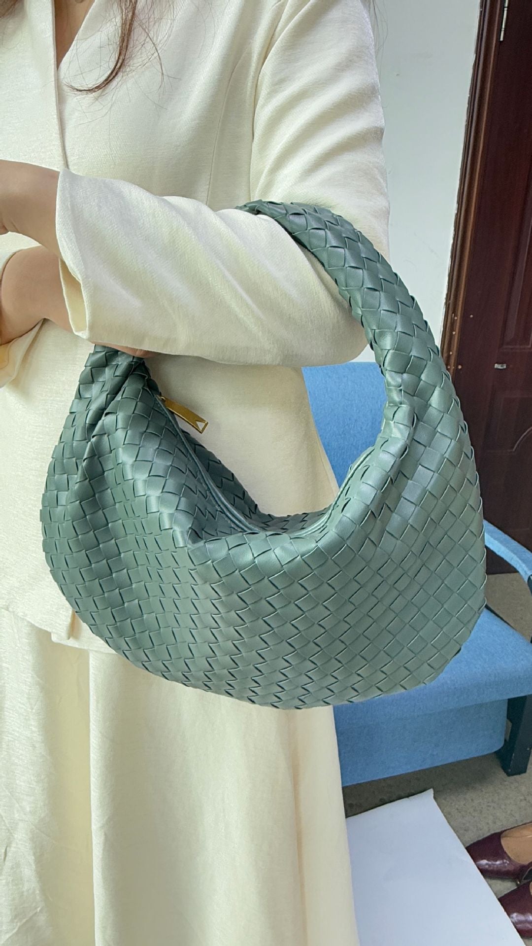 Women's High-grade Woven Stylish Underarm Large Capacity Tote Bags