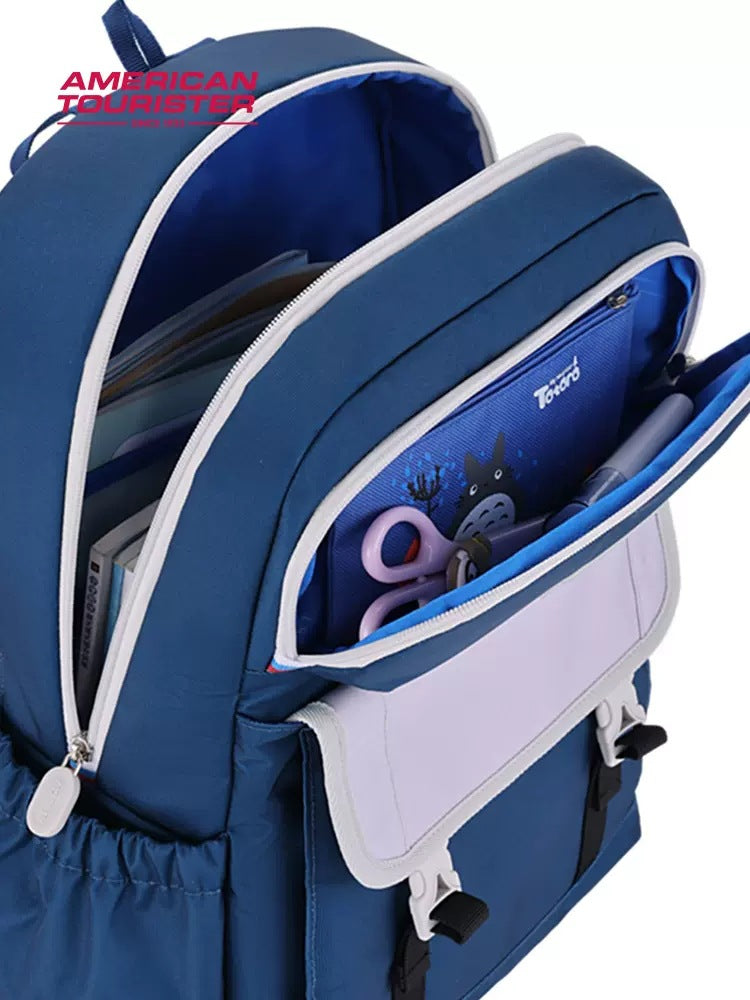American Boys Lightweight Waterproof Burden Reduction Spine Elementary School Students' Schoolbags