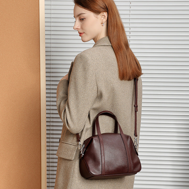 Women's High-grade Niche Leather Boston Pillow Portable Crossbody Bags