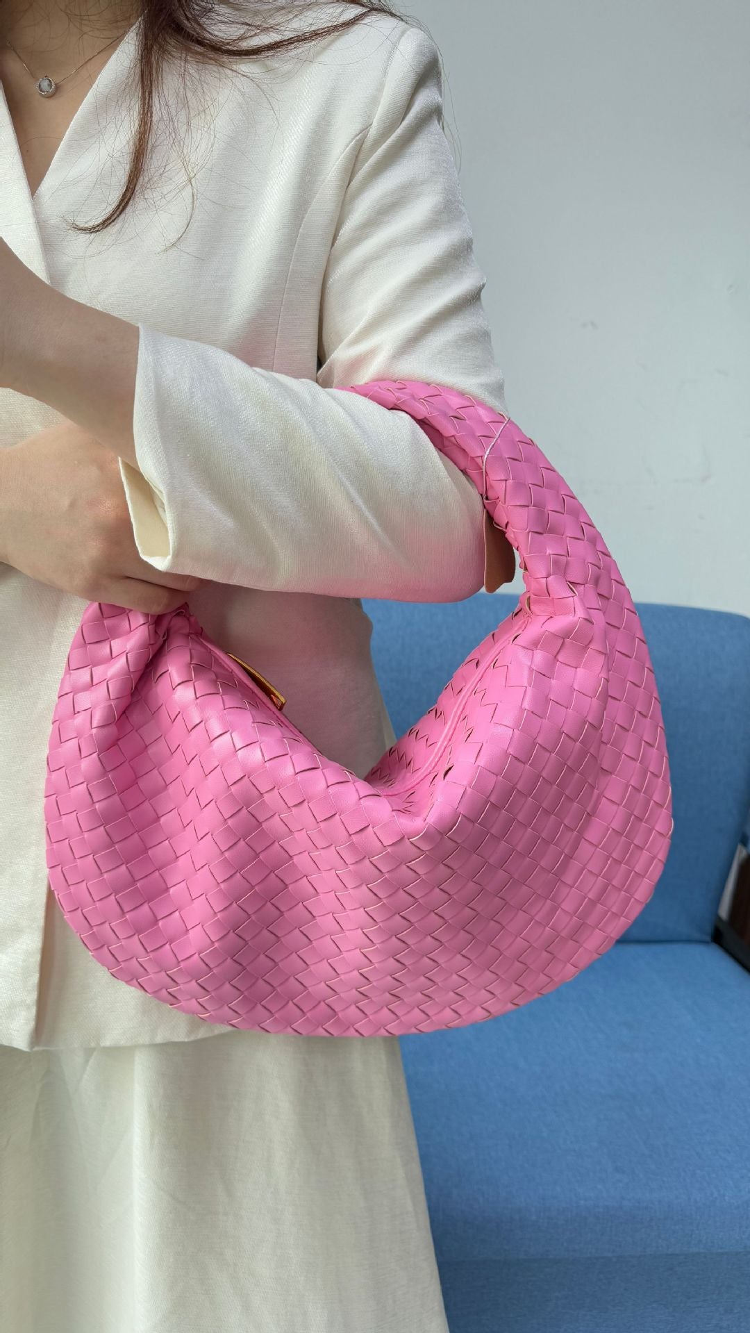 Women's High-grade Woven Stylish Underarm Large Capacity Tote Bags
