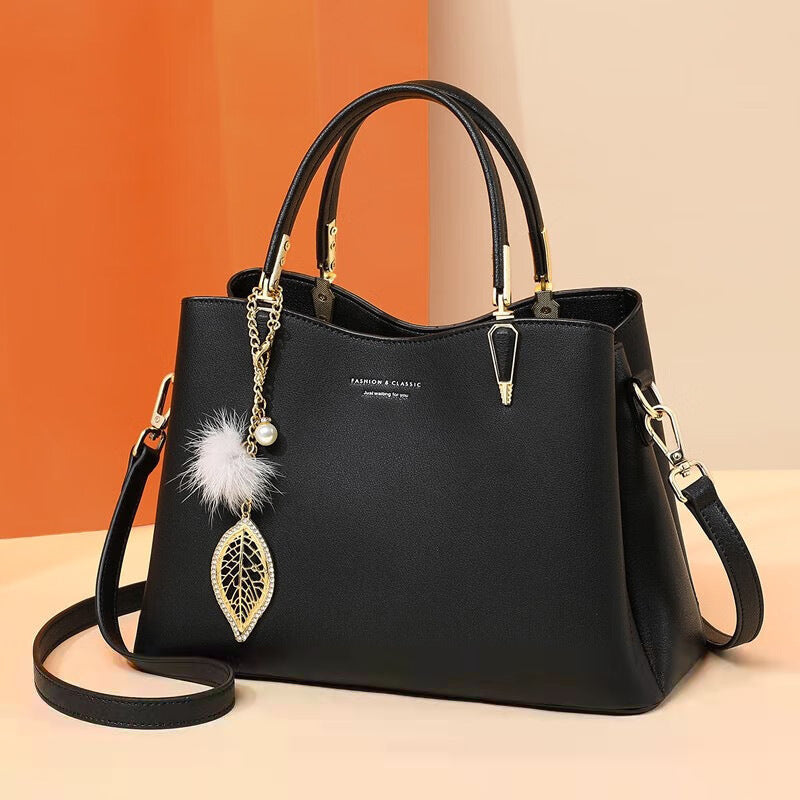 Women's Summer Cowhide Large Capacity Commuter Korean Handbags
