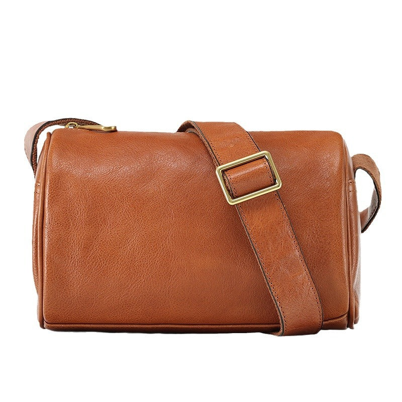 Women's Leather Retro Large Capacity Simple Crossbody Bags
