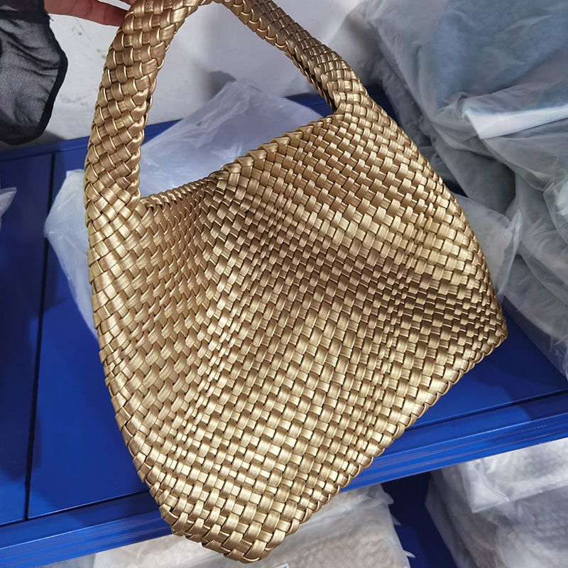 Capacity Hand-woven Female Fashion Simple Hand Bucket Bags