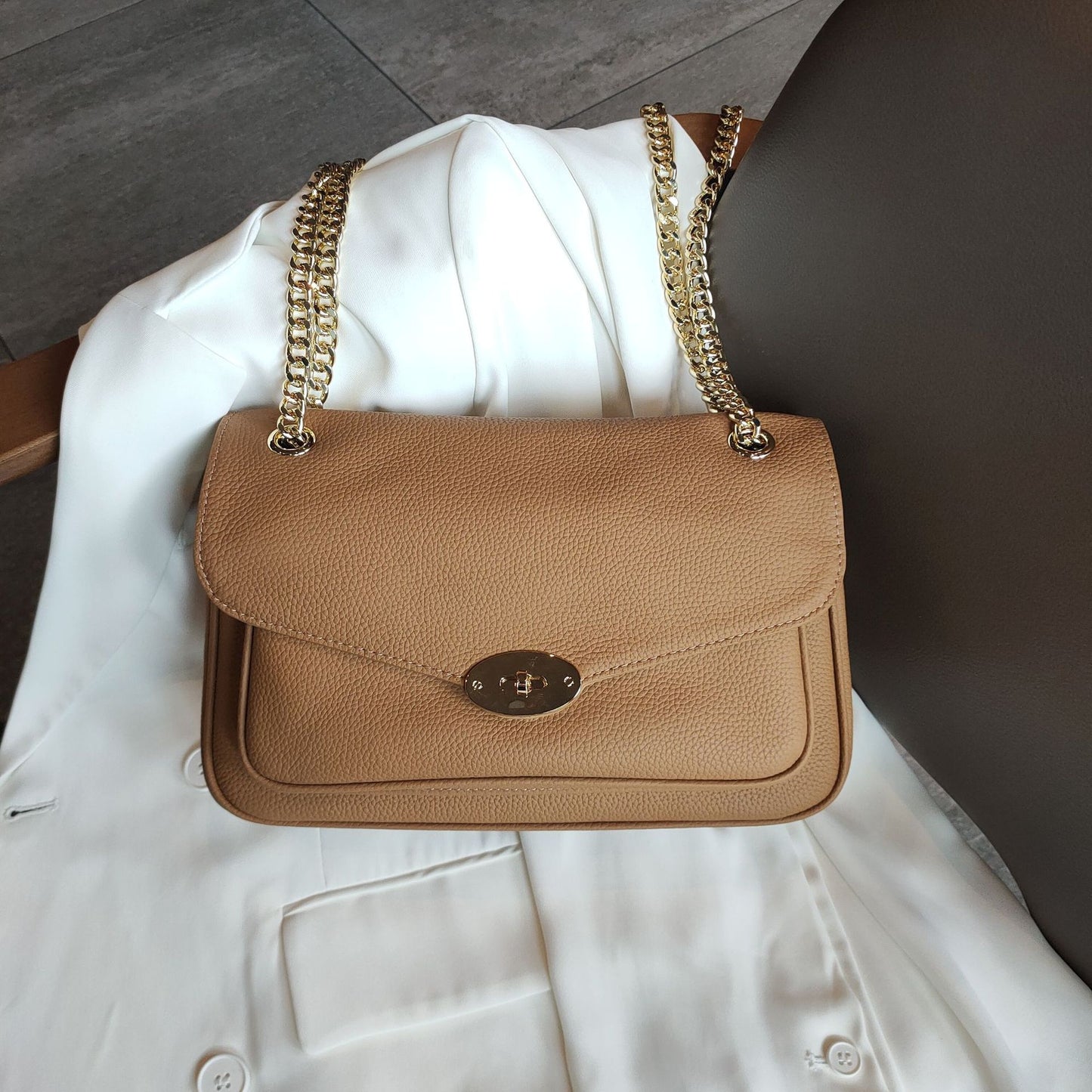 Chain Underarm Soft Leather Simple Commuter Shoulder Bags