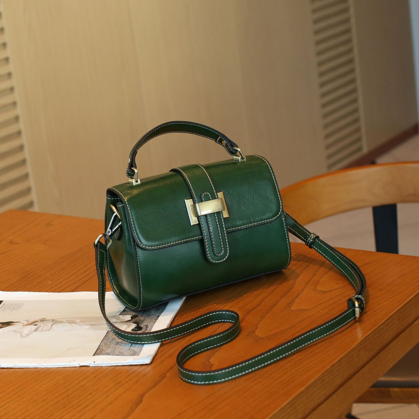Women's Vegetable Tanned Leather Cowhide Simple Stylish Bags