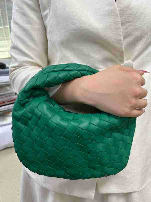 Woven Portable Croissant One Dumpling Price Handbags