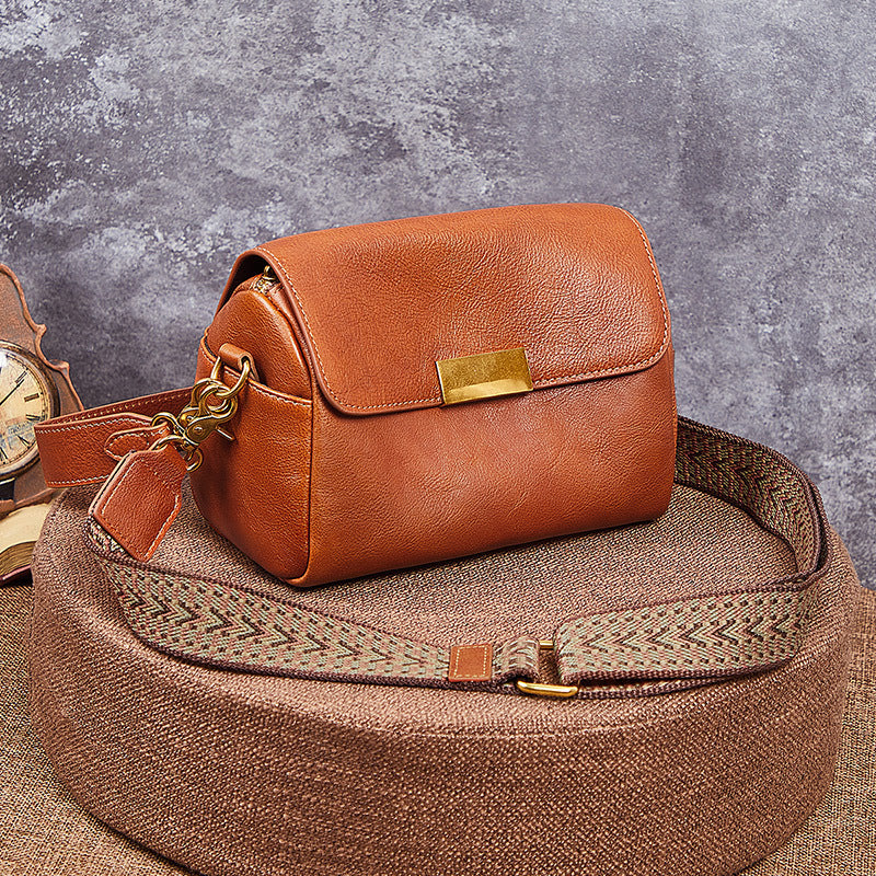 Women's Genuine Leather Retro First Layer Vegetable Tanning Shoulder Bags