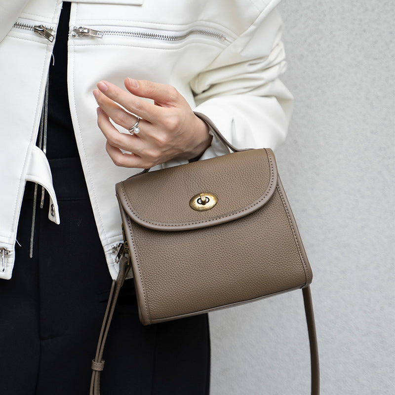 Women's Attractive Durable Cowhide Leather Simple Crossbody Bags