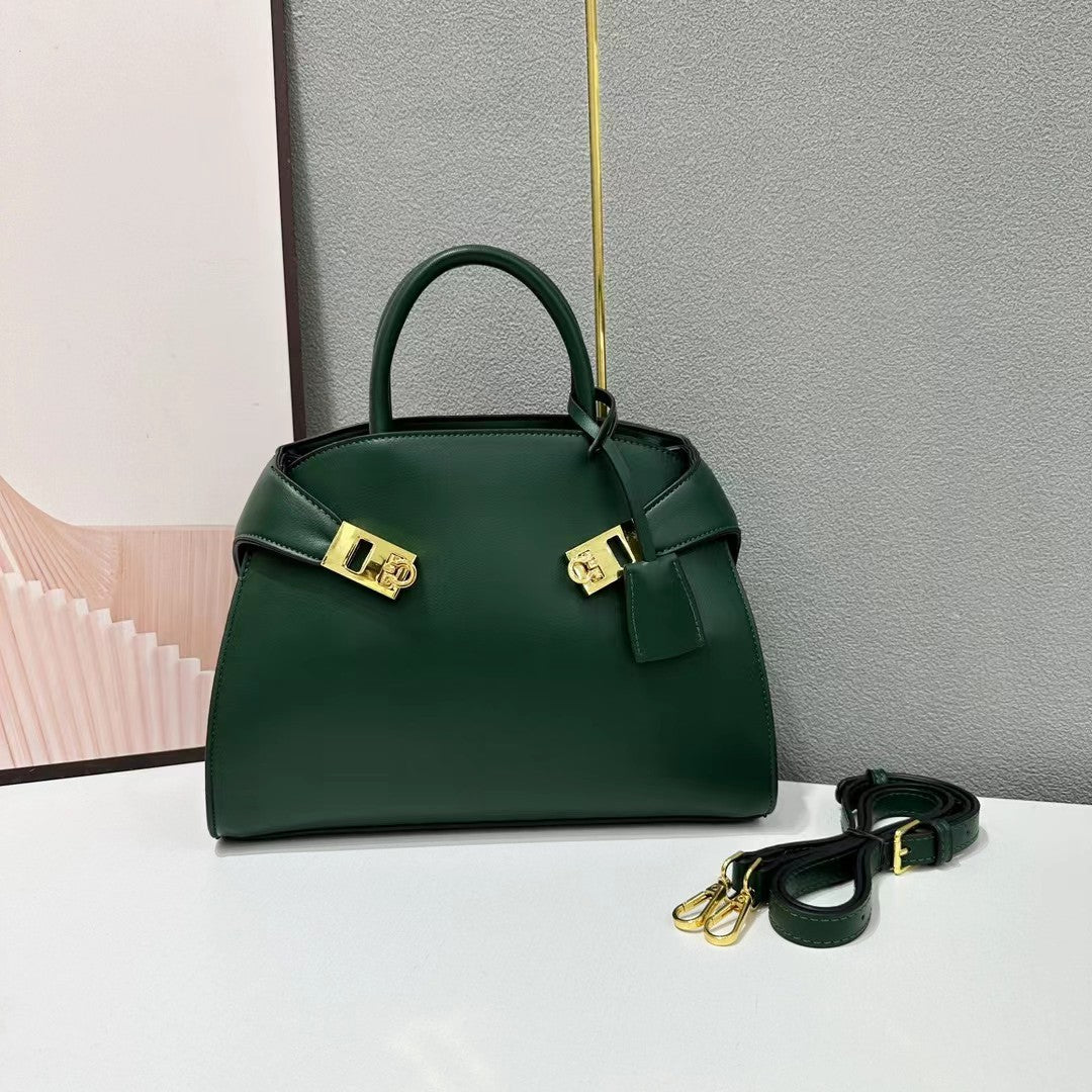 Women's Fashion Design Large Capacity Shell Tote Bags